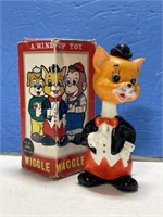 Wiggle Waggles Wind-Up Cat by Alpine, Japan
