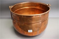 COPPER KETTLE WITH HANDLE - 12" DIAMETER