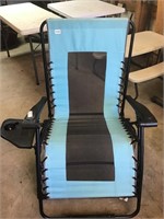 Oversized lawn chair lounger