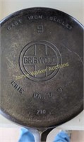 Griswold 9 Cast Iron Skillet Large Block Logo 710