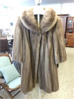 Lovely Vintage Light Brown Mink Fur Coat