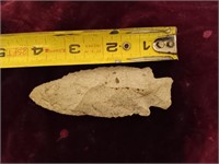 Large 4" native American indian arrowhead point