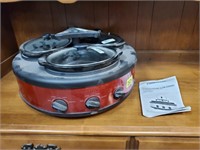 Farberware 3 crock round slow cooker with lid