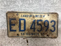 Vintage Illinois license plate 1972