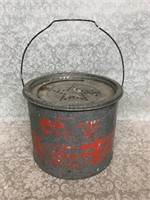 Vintage stumpy metal minnow bucket