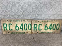 Vintage pair of 1977 Illinois license plates