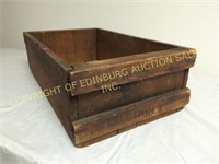 VINTAGE WOOD SHIPPING BOX MARKED "30 DOZ AND GILT-