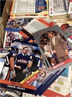 MIXED SPORTS TRADING CARDS / LARGE LOT