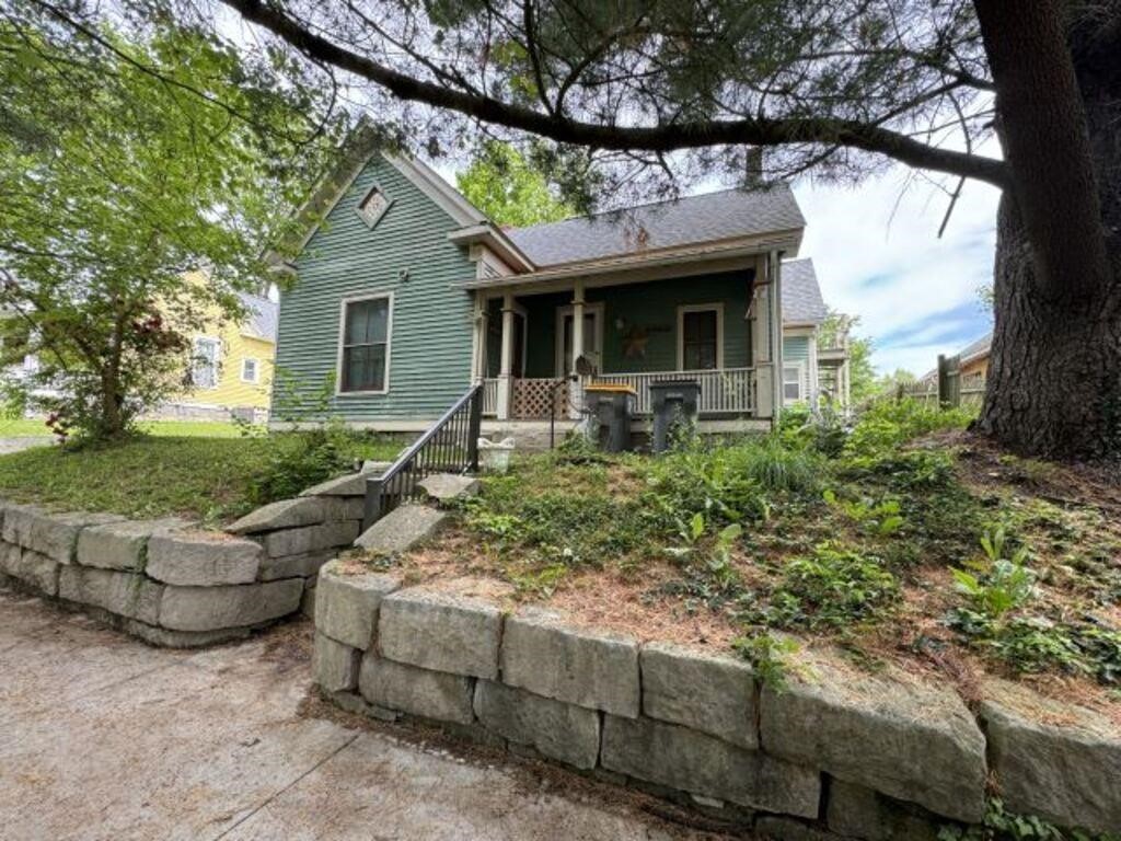 Bloomington, Indiana Home For Sale At Auction