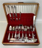 NICE LOT OF VINTAGE TARNISH PROOF CUTLERY W CHEST