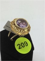14K YELLOW GOLD RING WITH LAVENDER COLORED GEMSTON