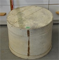 Vintage cheese crate with lid