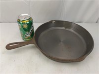 10.5in CAST IRON SKILLET