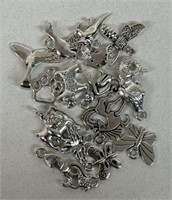 LOT OF 14.9g SILVER CHARMS