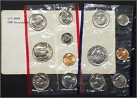 1981 US Double Mint Set in Envelope, With SBAs