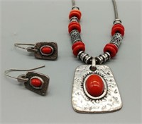 NECKLACE & EARRING SET - RED STONES