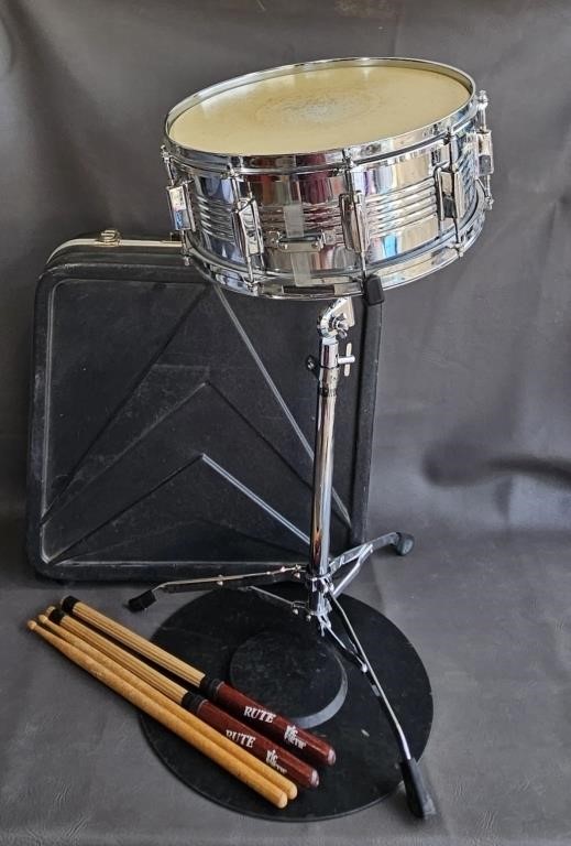 Continental Snare Drum w/Stand & Case
