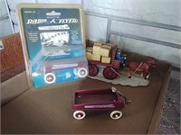 Mini Radio Flyer Wagons & Horse Figurine