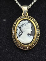 Vintage Costume Cameo Pendant on Chain