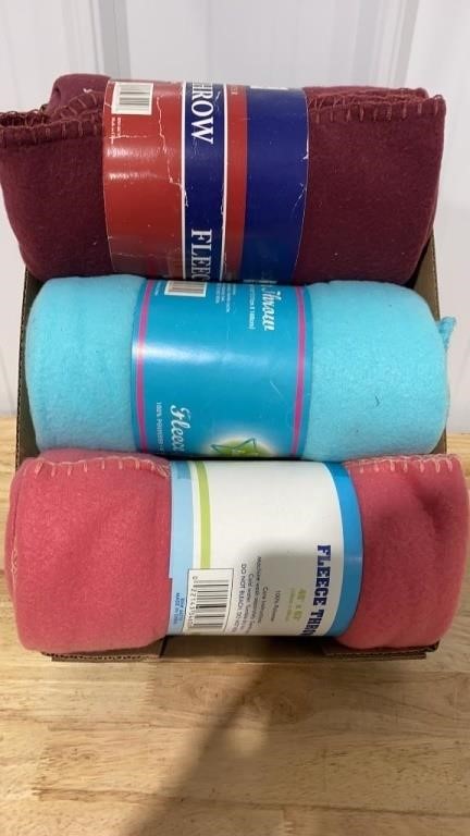 3 fleece throws