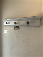 Wall Hanging Rack with 3 Coat Pegs & 4 Key Hooks