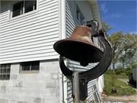 OLD DINNER BELL BUYER RESPONSIBLE FOR SAFE AND