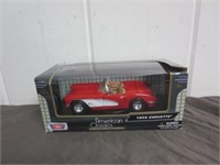 1:24 Scale 1959 Corvette Motor Max Die Cast Car