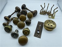 Brass Door Knobs & Hooks (20)