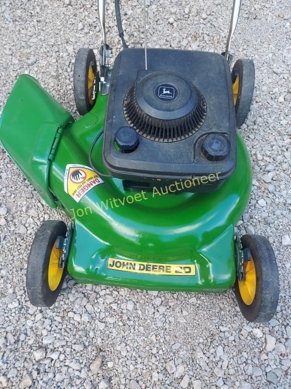 John Deere 20 inch Push Mower