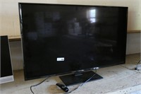 48" LG Flat Screen TV w/ Remote
