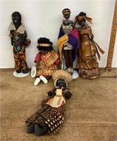 5 African dolls