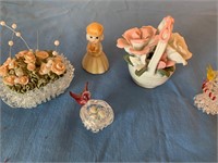 Blown Glass Figurines & Porcelain Flowers