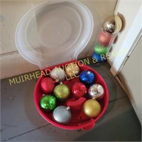 LARGE CHRISTMAS BULBS, WREATH STORAGE BOX