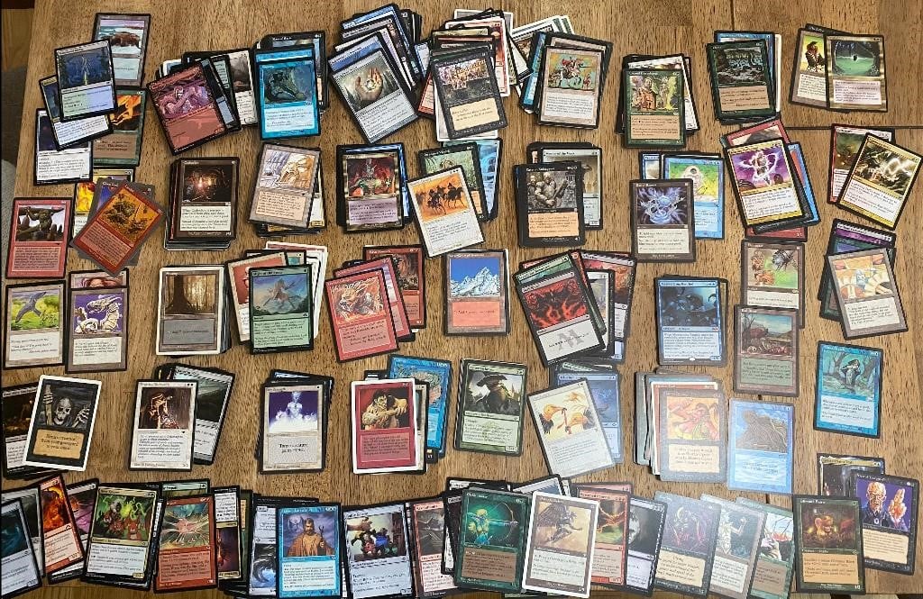 Magic: The Gathering collection / Vintage and new MTG cards