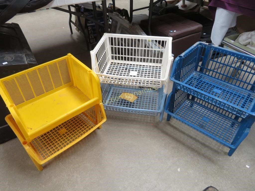 Lot: Six Vegetable Bins