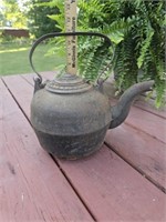 ANTIQUE BALTIMORE #9 CAST IRON KETTLE WITH LID AND