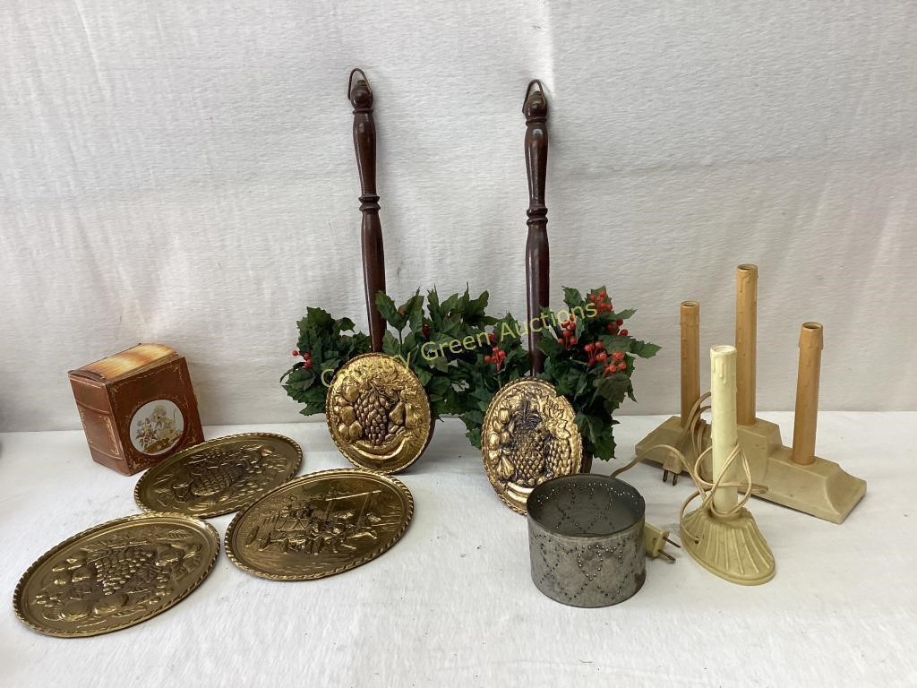 Assorted Decorative Items