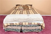 Queen Size Bed & Bedding