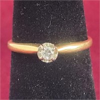 14k Gold and Diamond Ring sz 6 - 0.06ozTW