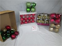 Christmas Tree Ball Ornaments