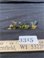 Tiny Glass Cacti / Cactus & a brass looking Slug