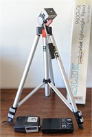 703 - LIGHTWEIGHT TRIPOD