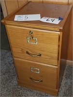 2 Drawer Oak File Cabinet w/key