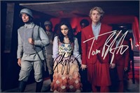 Autograph COA The Hunger Games Photo