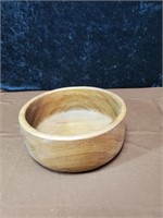 Handmade wooden bowl by Artisan Leroy Smith