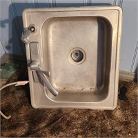 SINGLE BOWL KITCHEN SINK