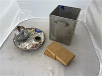 Metal Oil Warmer missing lid & Steel Bucket