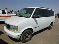 2001 GMC Safari AWD Minivan