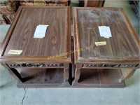 Pair of end tables. Scratches and wear. 20.5"h x