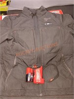 Milwaukee M12 Axis W's heated jacket (s) in black